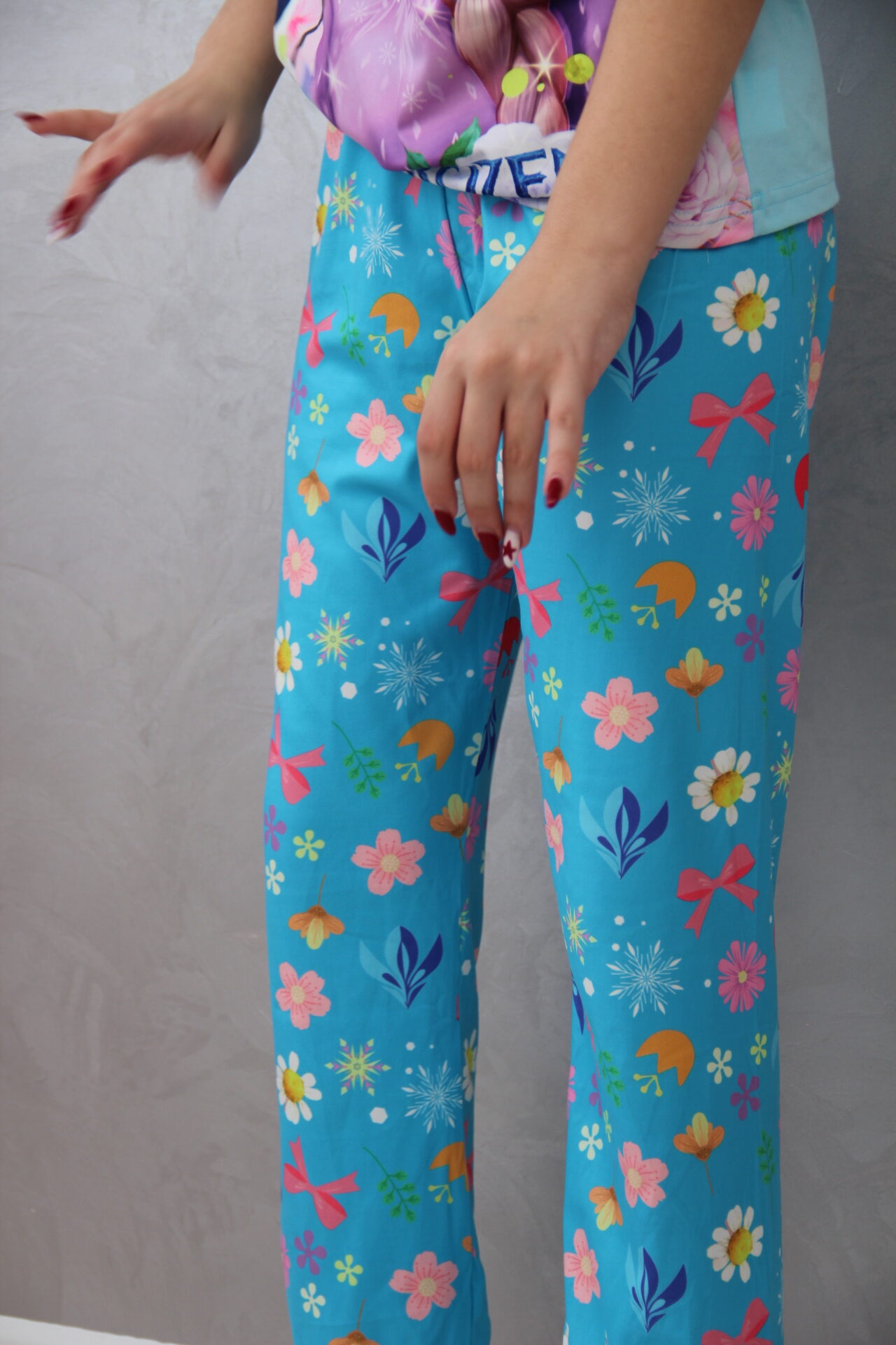 Дитяча піжама для дівчаток Холодне серце FROZEN | світиться у темряві | 5 роки зріст 104-110см | колір блакитний - Image 2